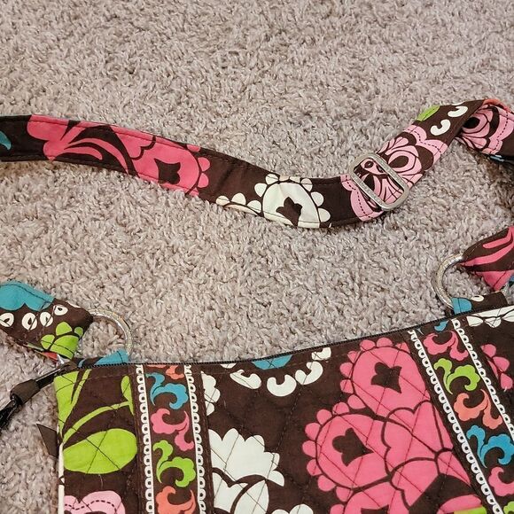 Like New Vera Bradley Crossbody Bag and wallet - Picture 5 of 6